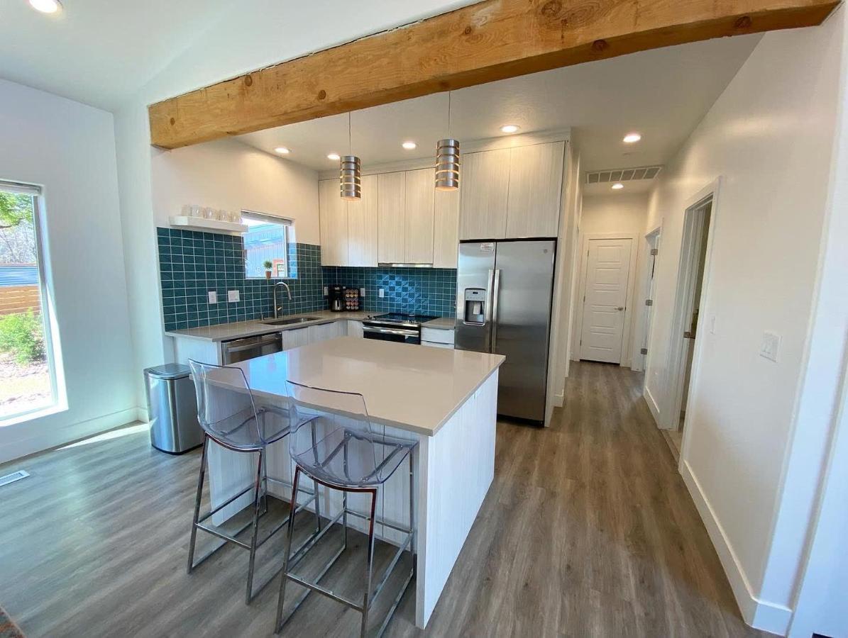 Timber & Tin D 2Bed 2Bath W Pool & Rooftop Deck คาแนบ ภายนอก รูปภาพ